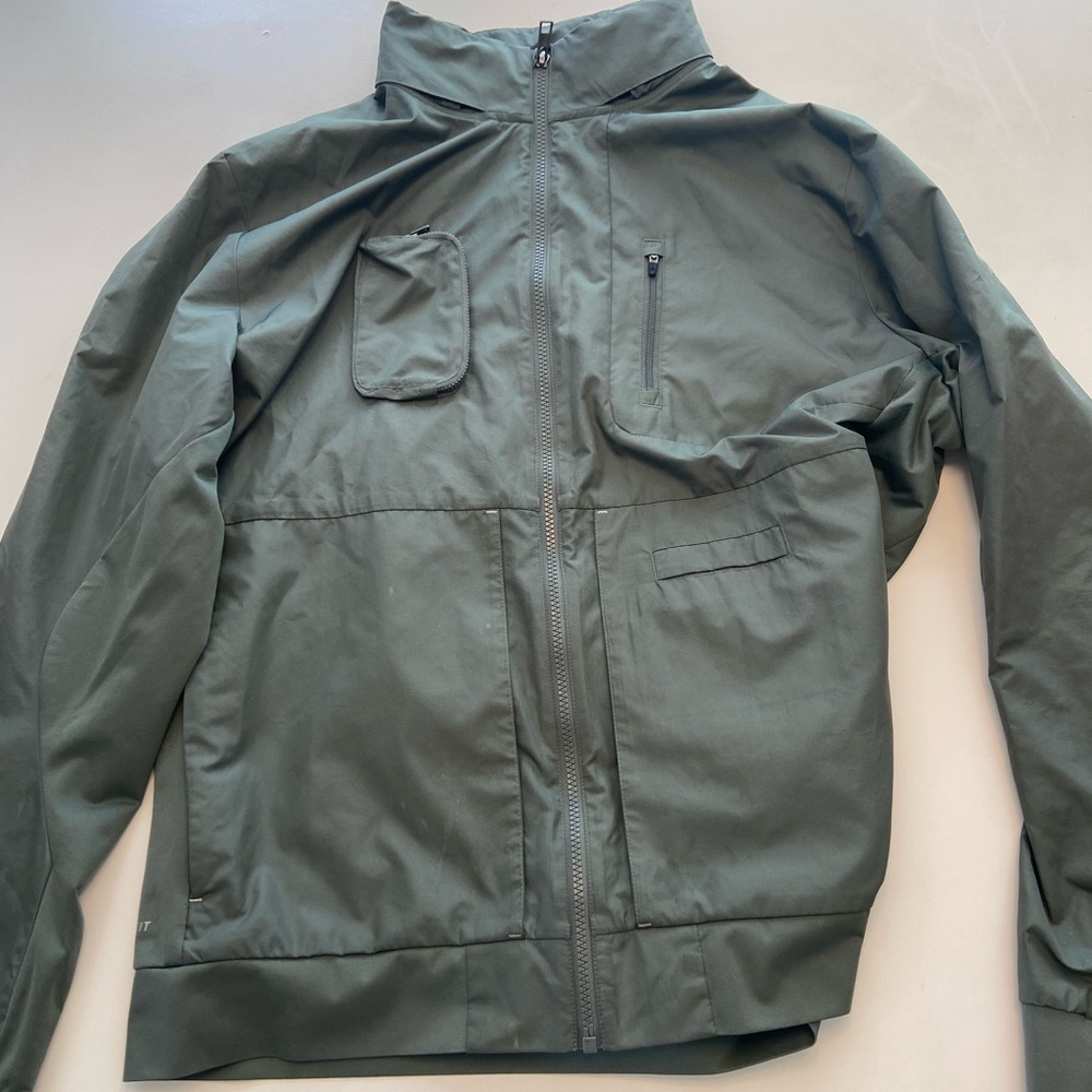 Like new Nike running jacket